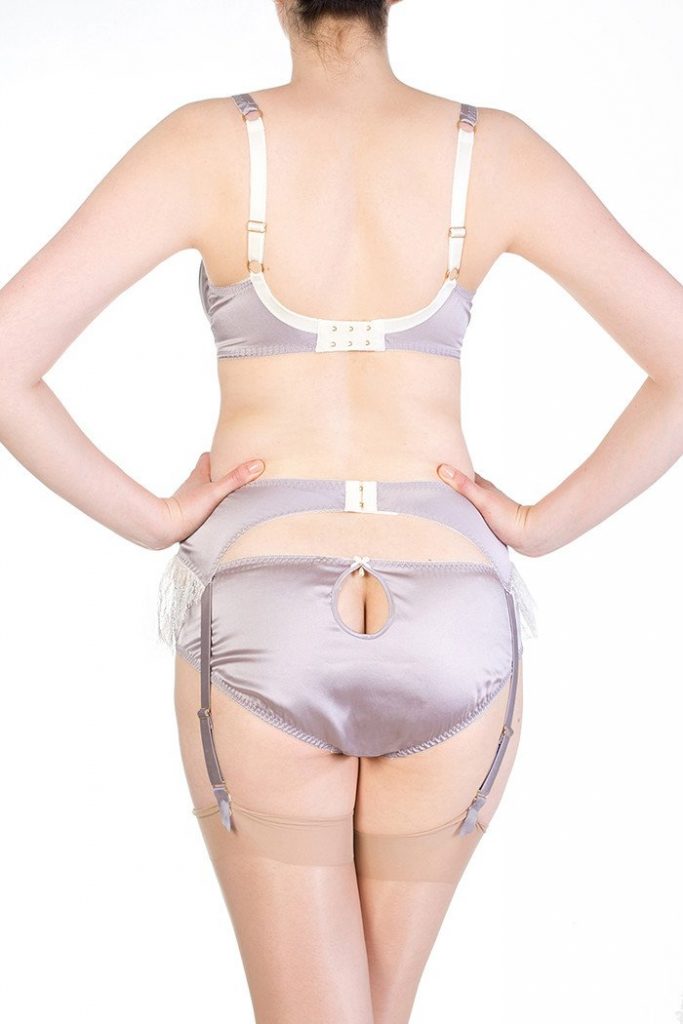 http://www.thelingerieaddict.com/wp-content/uploads/Harlow-and-Fox-Eleanor_Lilac_Suspender_Back-683x1024.jpg