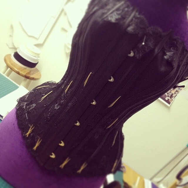 @ClessidraCouture made the previous version of this list, but has since changed her username. Julia is a busy bee, making corsets, selling corsetry supplies, running corsetry workshops, and of course, organizing the Oxford Conference of Corsetry.