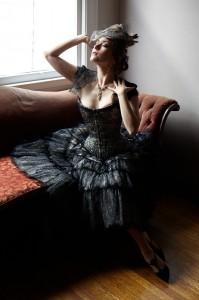 Photo: Chris Gaede, Corset & Ensemble: Dark Garden, Model: Victoria Dagger