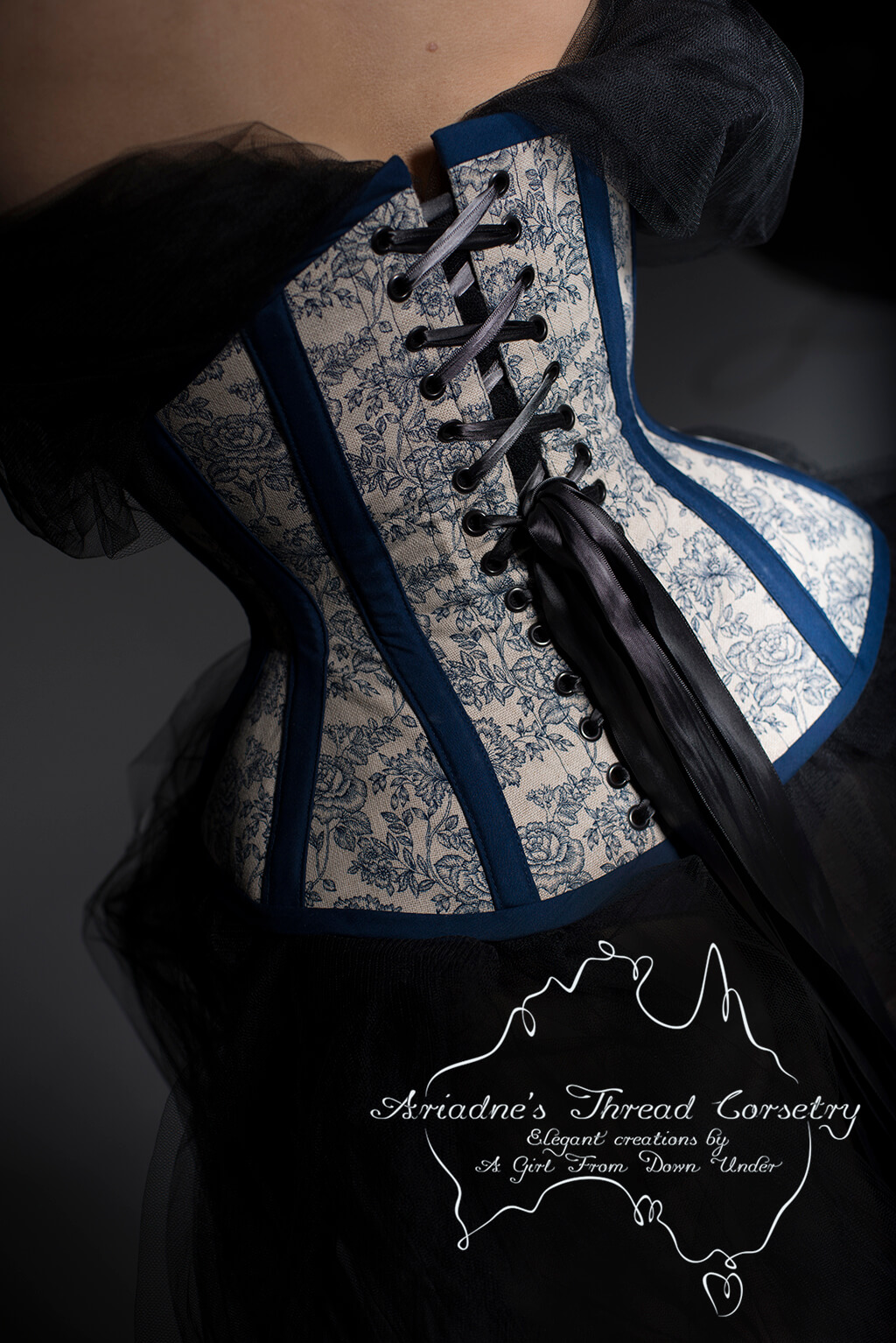 Underbust corset by Ariadne's Thread.