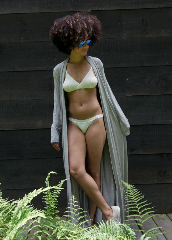 BTS-summer-2015-lookbook-grey-robe-ivory-modal-basic-lingerie-2-hrweb