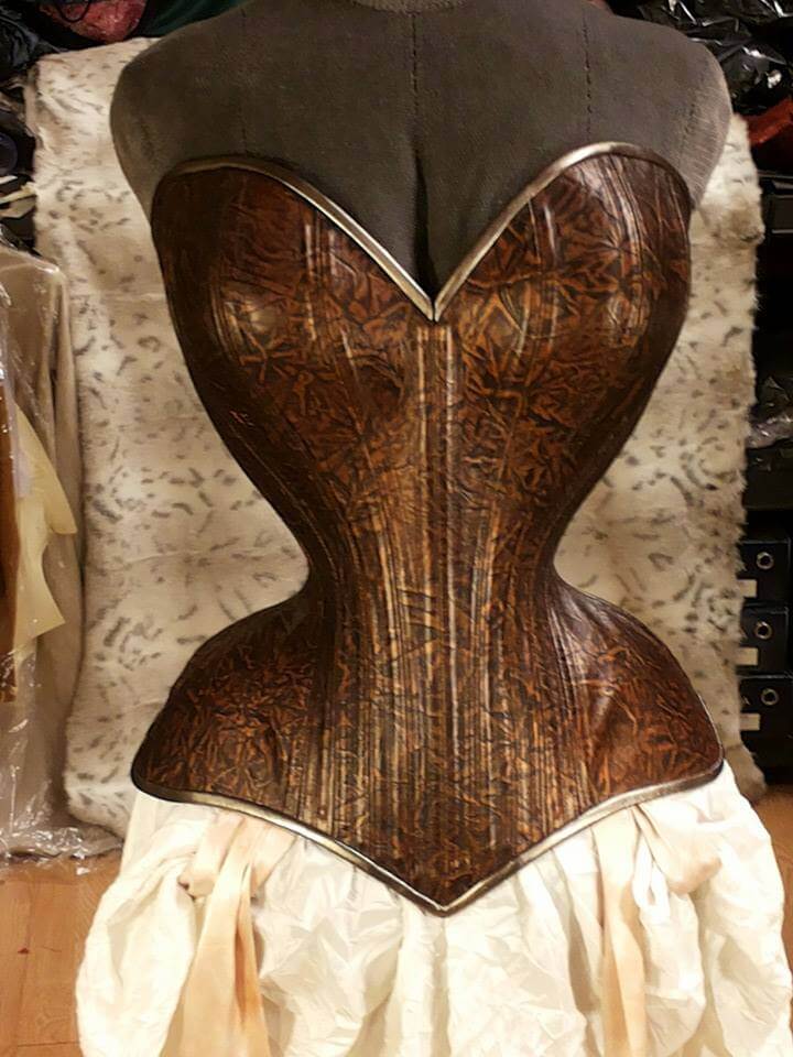 Bizarre Design tightlacing corset