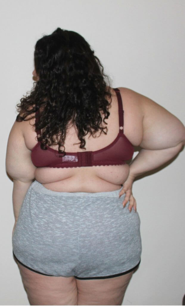 The back of the Glamorise Magic Lift Support Wire-Free Bra