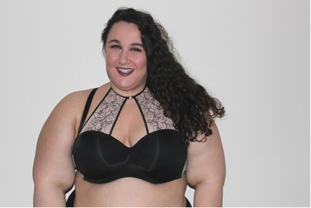 Ashley Graham for Addition Elle Phenomenon Convertible Halter Bra and High Waist Panty Review