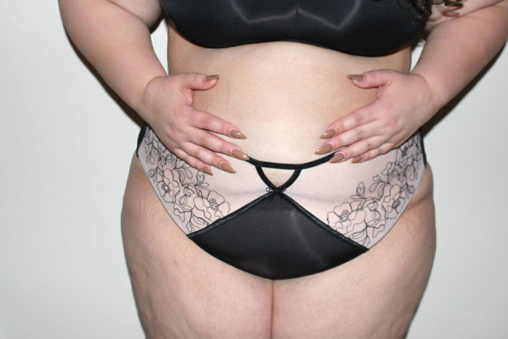 Ashley Graham for Addition Elle Phenomenon Convertible Halter Bra and High Waist Panty Review