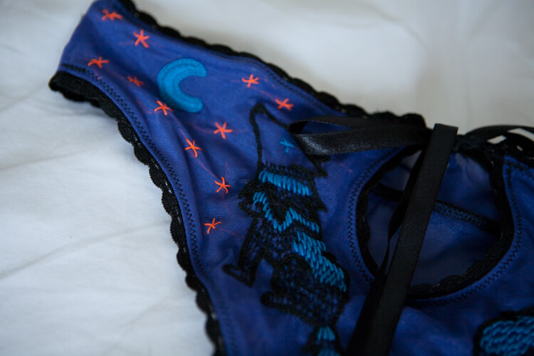FRKS Night Wolf Embroidery Detail