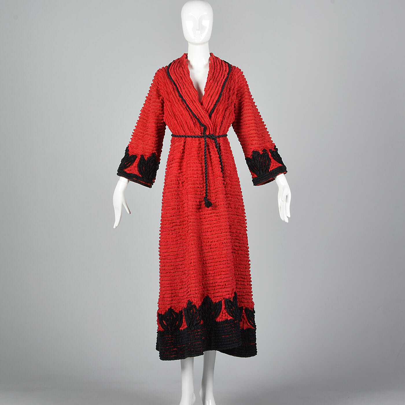 The Unexpectedly Glamorous History of the Chenille Robe