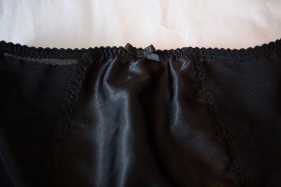 Knicker detail