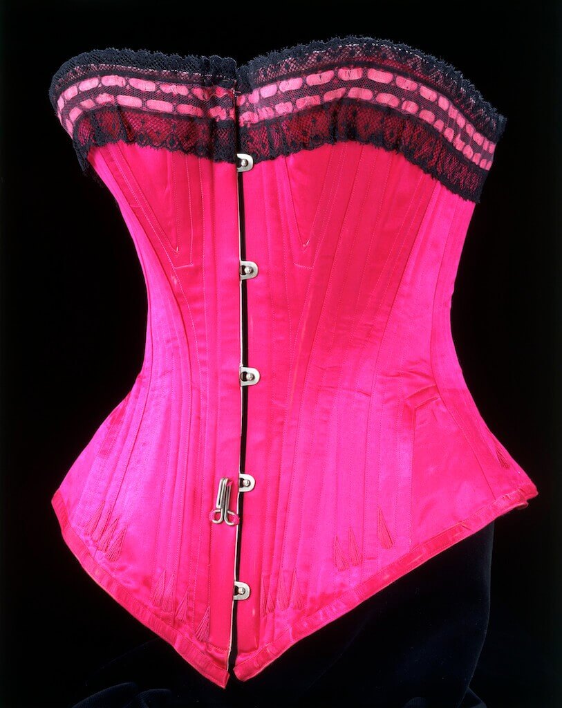  Silk satin, lace whalebone corset 1890-5 (c) Victoria and Albert Museum, London. 