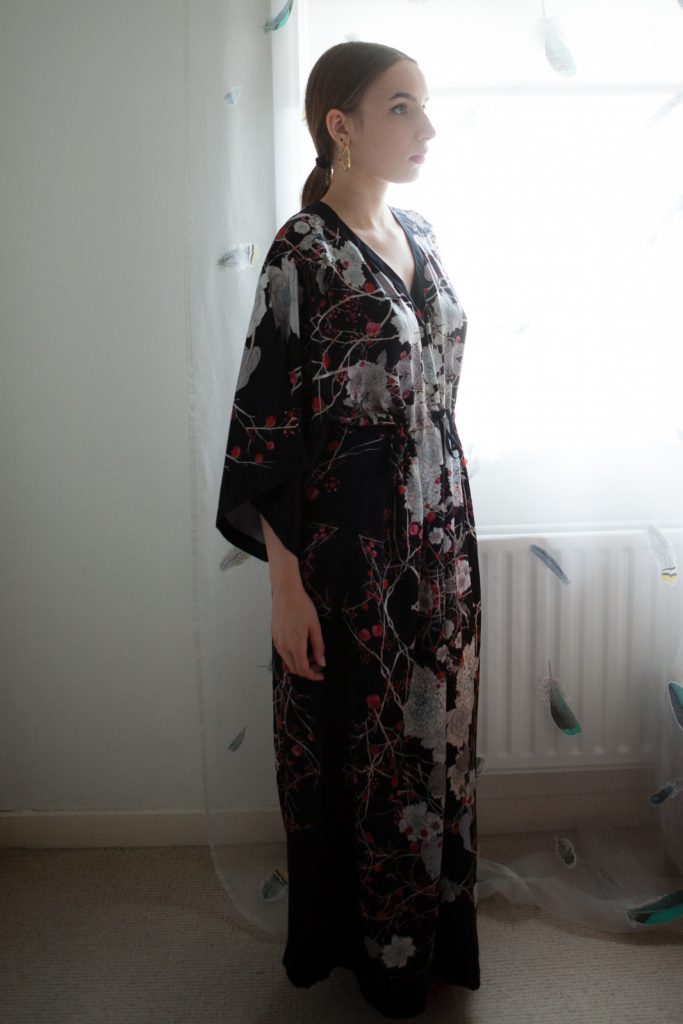 Meng V Neck Kaftan. Photo by Karolina Laskowska