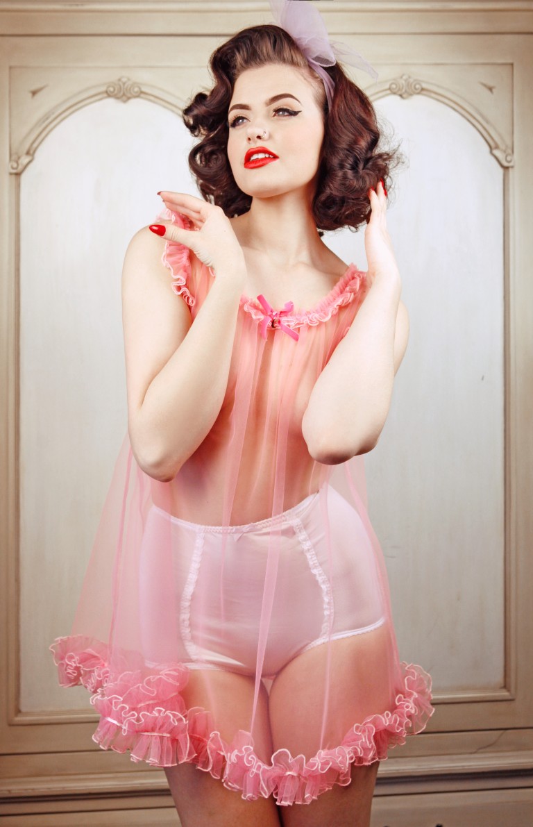 Moon & Stars Babydoll Bubblegum Pink £ 55 www.glitterandthemoon.co.uk 