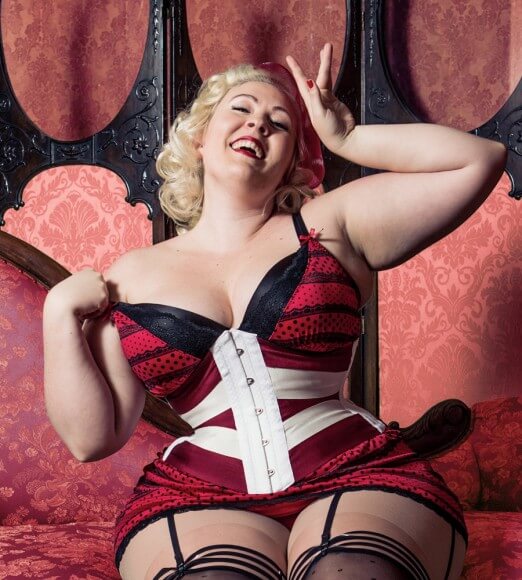 Pop Antique Vixen ribbon corset | Model: Nicole Simone | Photo © Max Johnson