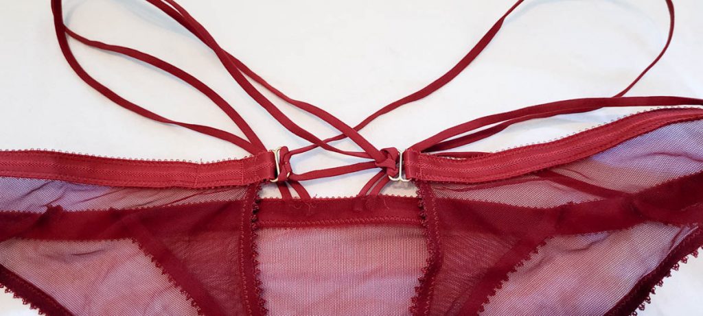 Tisja Damen excels at innovative use of elastic trims. 'Myth' ouvert briefs by Tisja Damen, photography by K. Laskowska