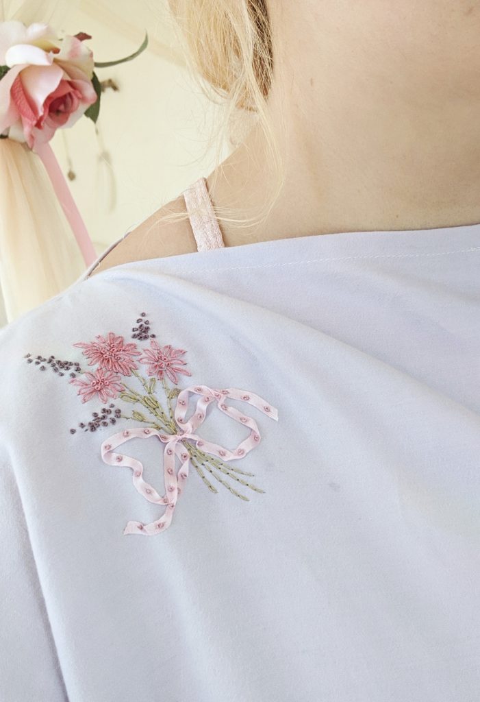 final floral embroidery on caftan