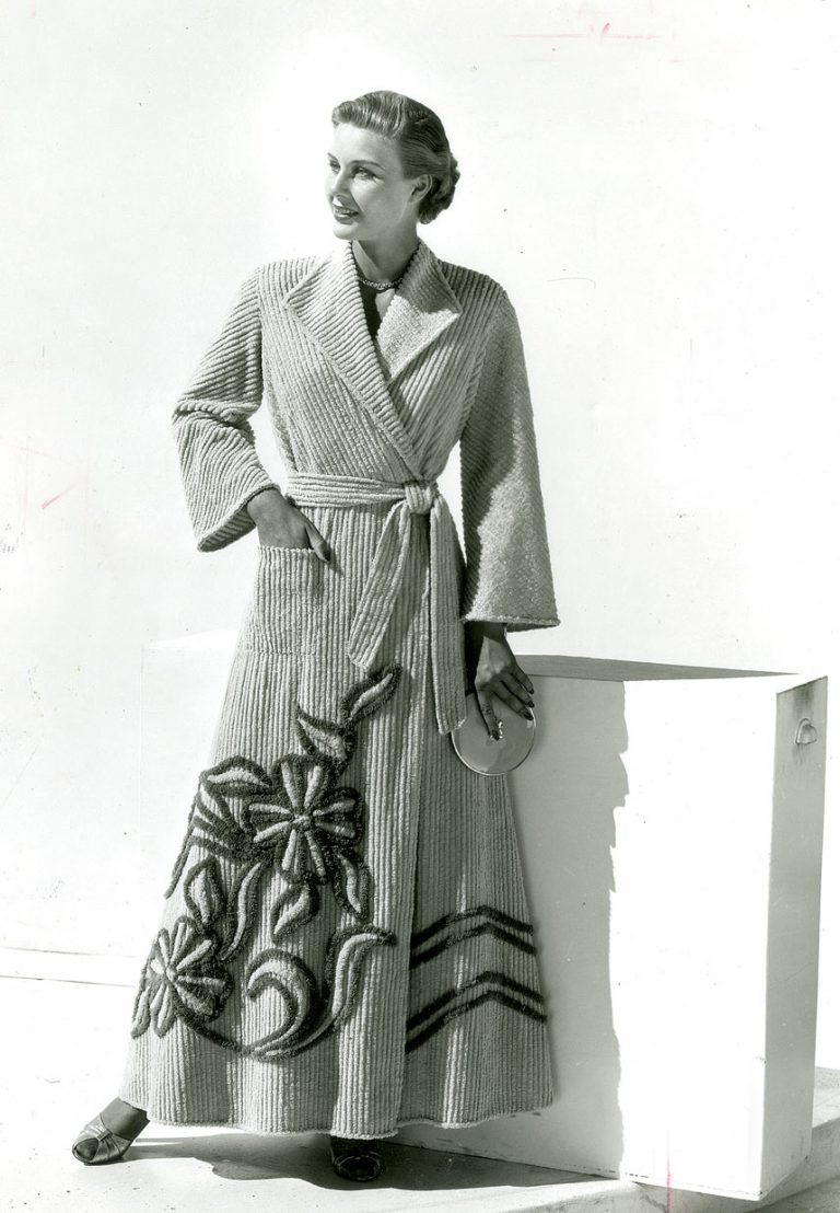 The Unexpectedly Glamorous History of the Chenille Robe