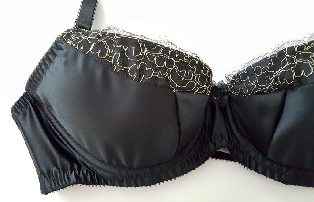 Becca bra front detail by edge o' beyond Photo by K Laskowska