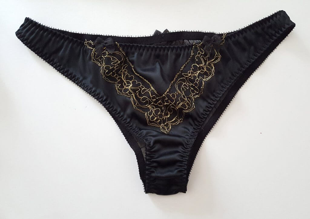 edge o' beyond 'Becca' knickers Photo by K Laskowska