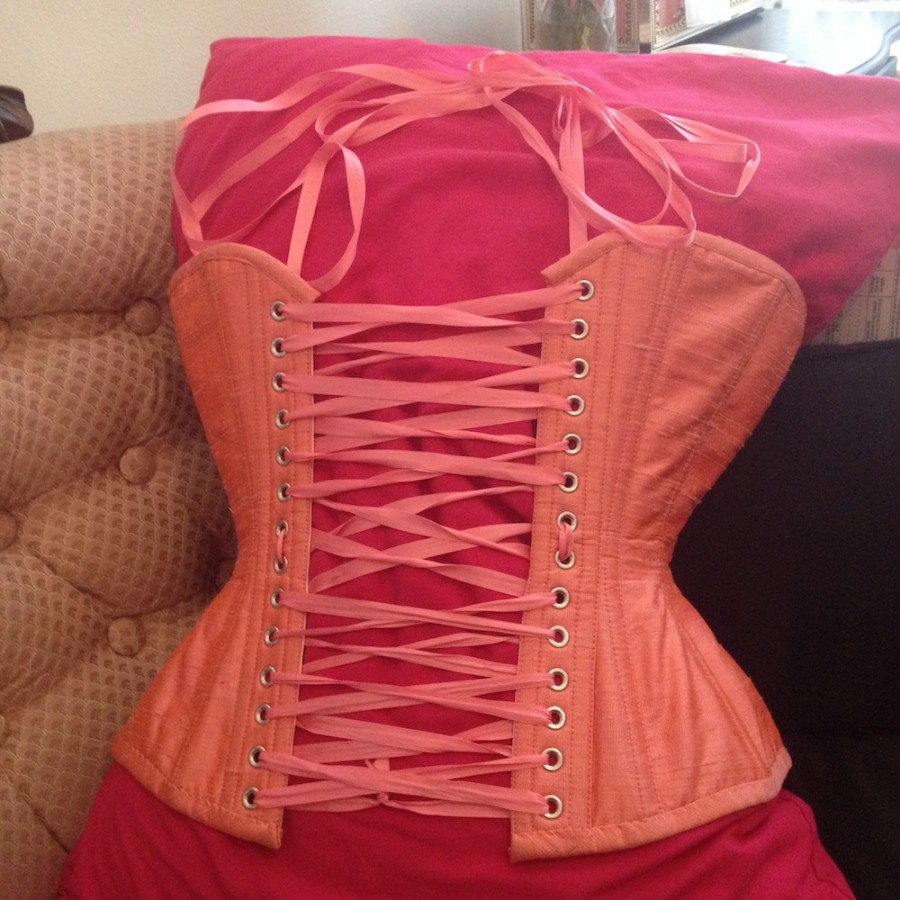Corset Quick Tips How to Adjust Uneven Laces