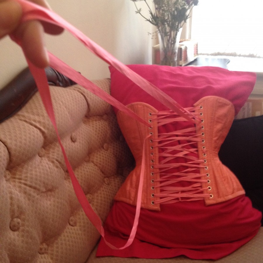 Corset Quick Tips How to Adjust Uneven Laces