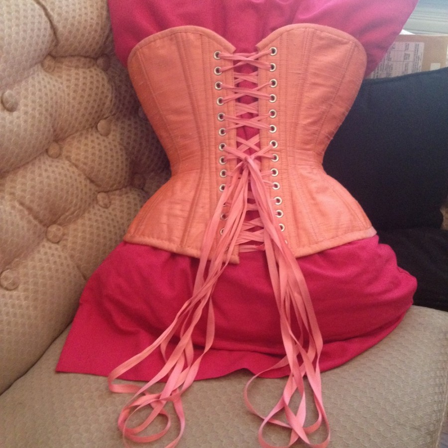 Corset Quick Tips How to Adjust Uneven Laces