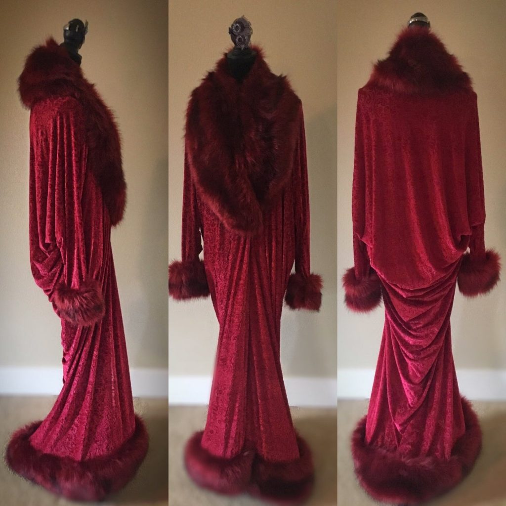 Want your Valentine's Day Lingerie to be comfy AND sexy? This Velvet Zephyr robe is perfect