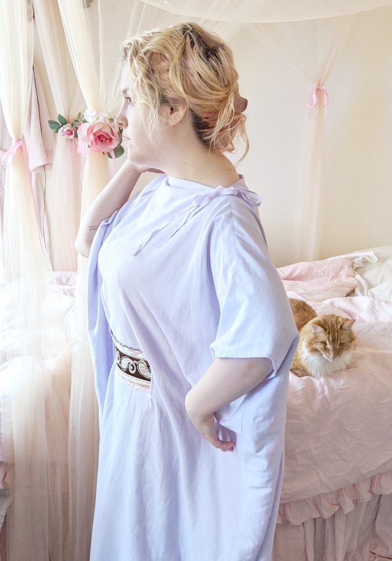 DIY Loungewear Tutorial How to Make a Caftan From a Bedsheet