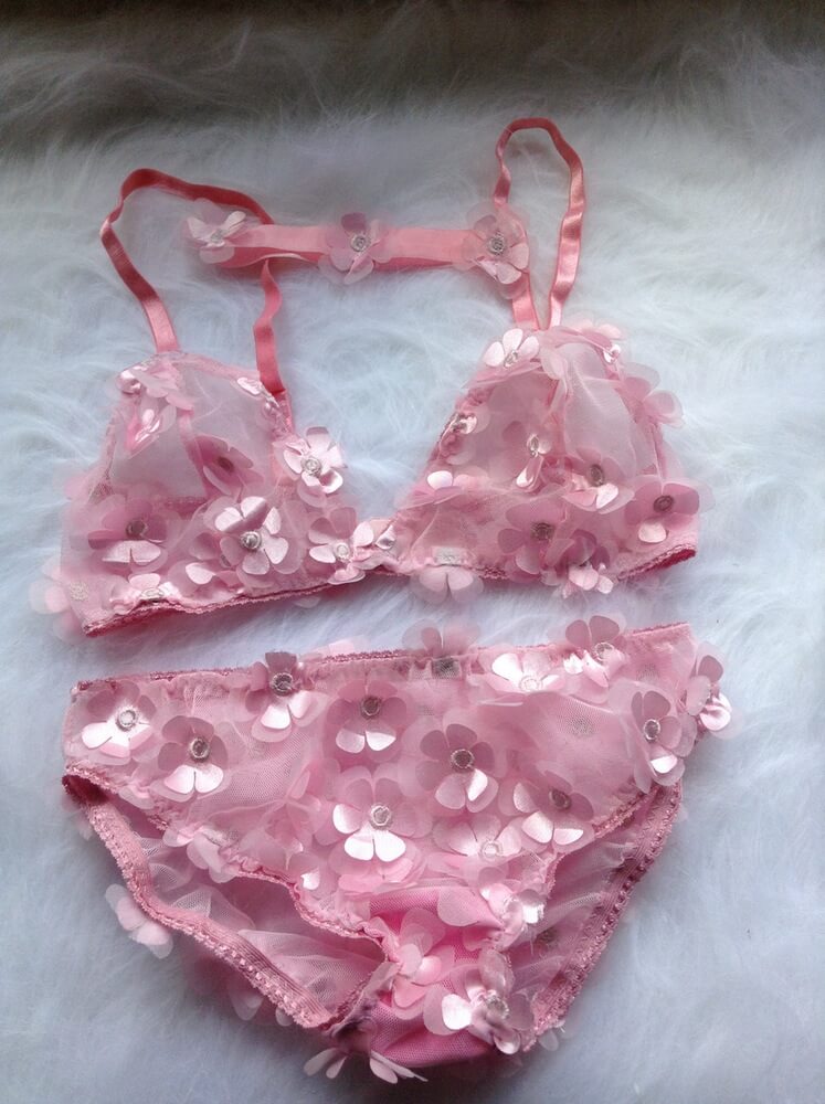 Moondust Lingerie Sakura Blossom Set - Valentine's Day Lingerie