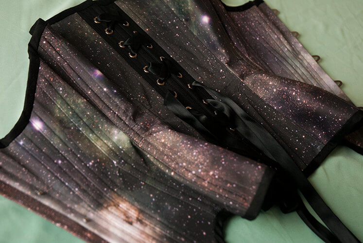retrofolie galaxy corset 2
