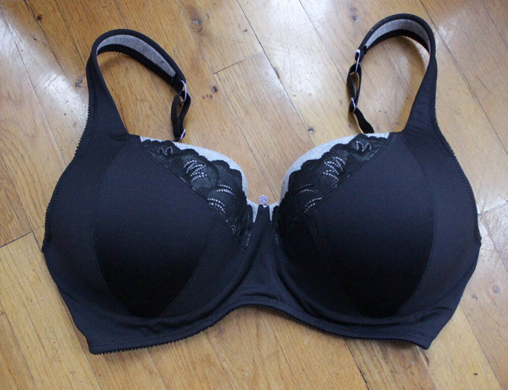 The Suzanne bra by Trusst. Photo by Hannah Rimm