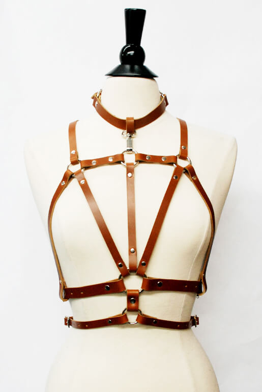 zana_bayne_cruxus_harness_honey_brown