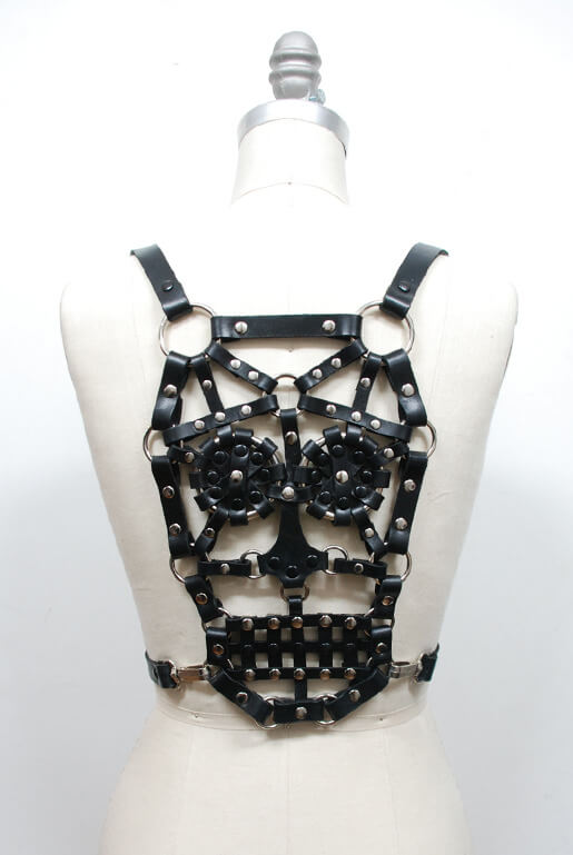 zana_bayne_skull_harness