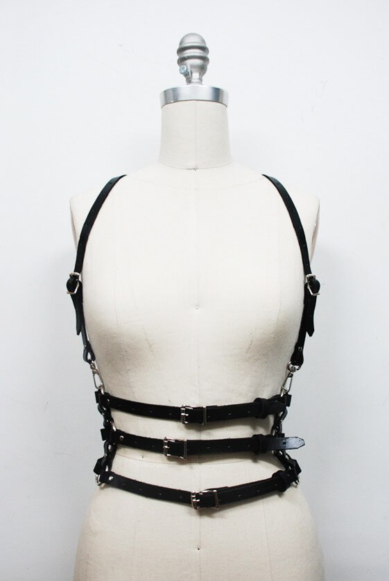 zana_bayne_valentina_harness_black